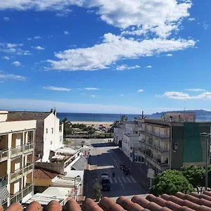 apartamento-victoria-300-m-de-la-playa-100-m-centro.catalonia-hotels.com/
